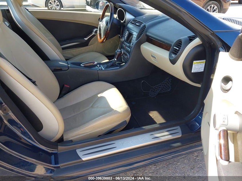2006 Mercedes-Benz Slk 350 VIN: WDBWK56F86F124177 Lot: 39639803