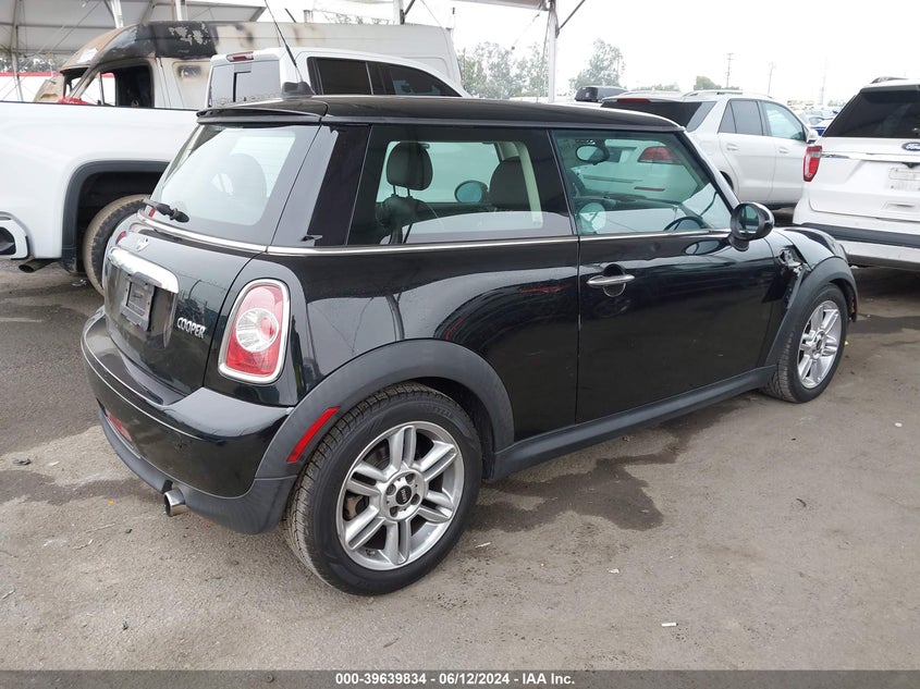 2013 Mini Hardtop Cooper VIN: WMWSU3C59DT549283 Lot: 39639834