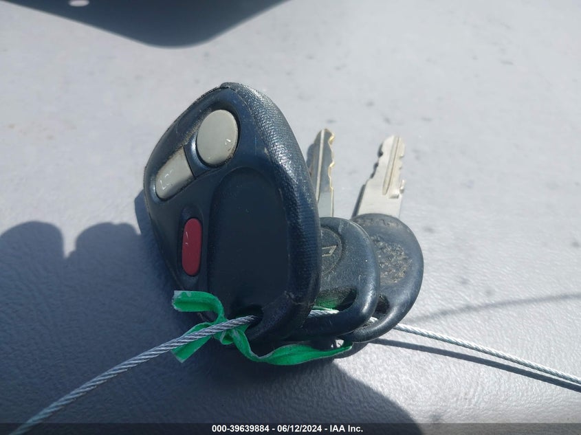 2000 Chevrolet Silverado 1500 Ls VIN: 2GCEC19V2Y1130122 Lot: 39639884