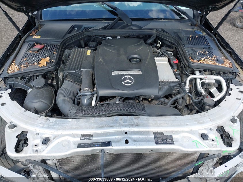 2015 Mercedes-Benz C 300 4Matic/Luxury 4Matic/Sport 4Matic VIN: 55SWF4KB2FU001951 Lot: 39639889