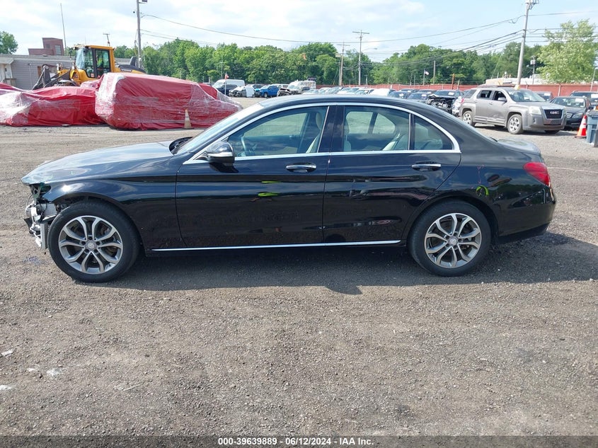 2015 Mercedes-Benz C 300 4Matic/Luxury 4Matic/Sport 4Matic VIN: 55SWF4KB2FU001951 Lot: 39639889
