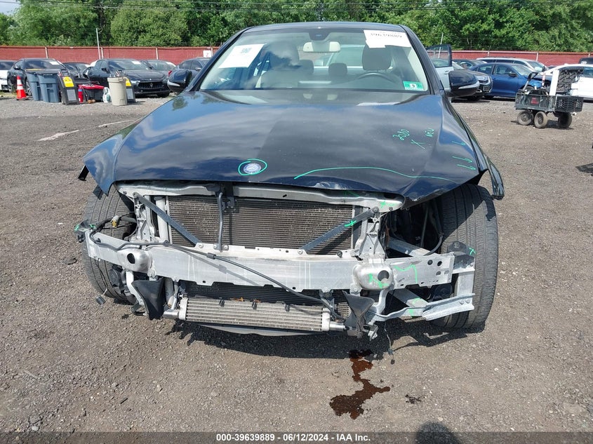 2015 Mercedes-Benz C 300 4Matic/Luxury 4Matic/Sport 4Matic VIN: 55SWF4KB2FU001951 Lot: 39639889