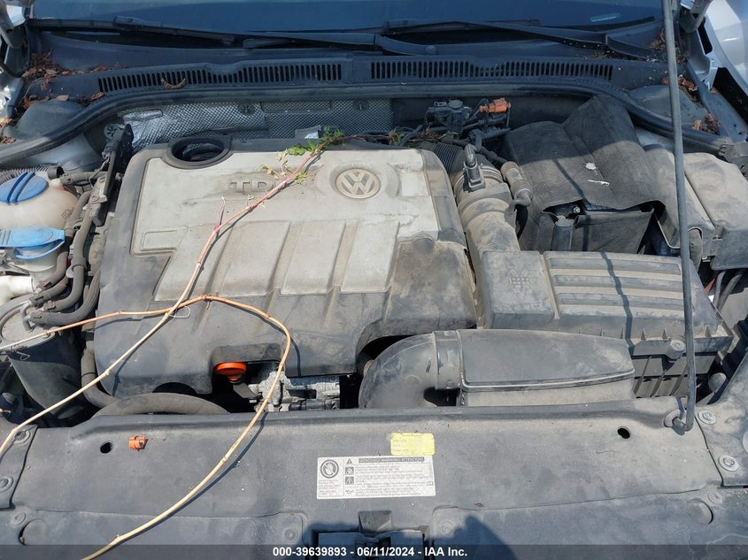 2012 Volkswagen Jetta 2.0L Tdi VIN: 3VWLL7AJ3CM320030 Lot: 39639893