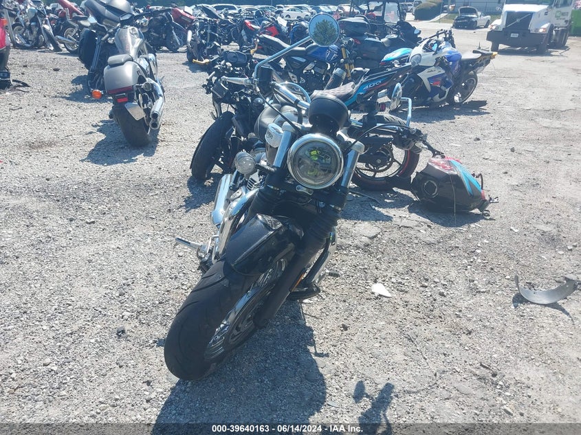 2023 TRIUMPH MOTORCYCLE BONNEVILLE SPEEDMASTER - SMTD46HL1PTBF9500