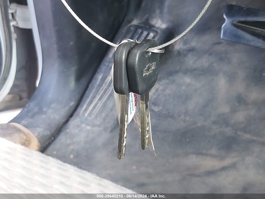 2017 Chevrolet Silverado 1500 Wt VIN: 1GCNCNEH7HZ379160 Lot: 39640210