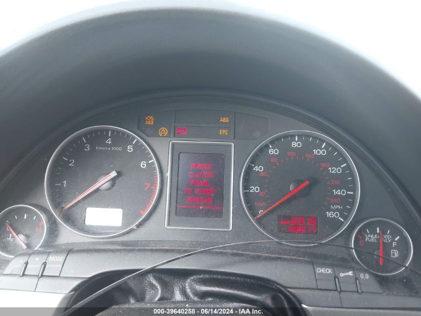 2004 Audi A4 3.0 VIN: WAULT68E34A242754 Lot: 39640258