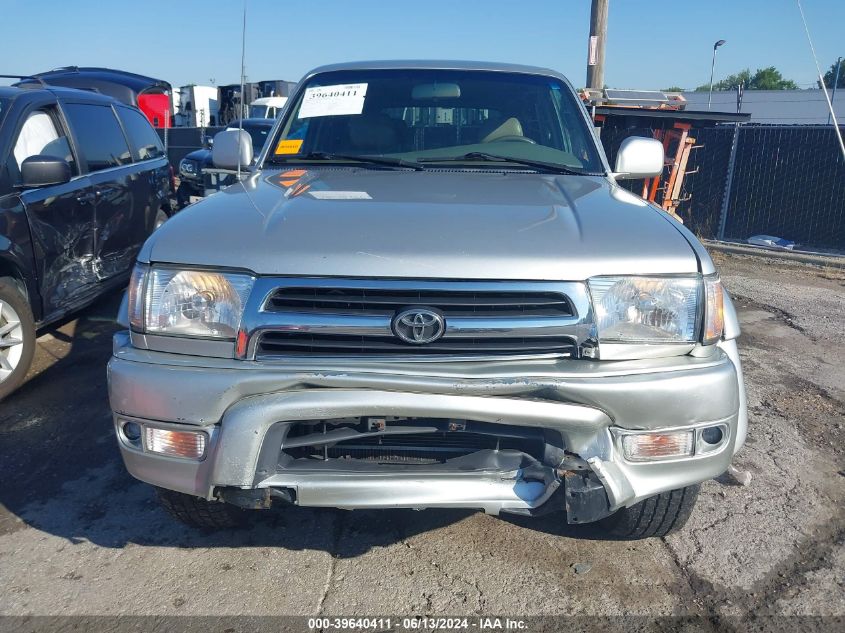 2000 Toyota 4Runner Limited V6 VIN: JT3HN87R8Y9041561 Lot: 39640411