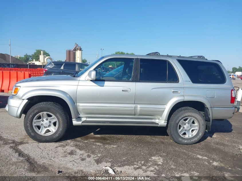 2000 Toyota 4Runner Limited V6 VIN: JT3HN87R8Y9041561 Lot: 39640411