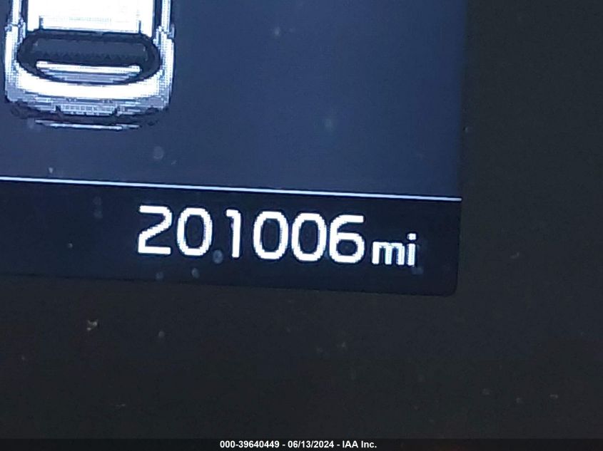 2020 Kia Soul Lx VIN: KNDJ23AU5L7037574 Lot: 39640449