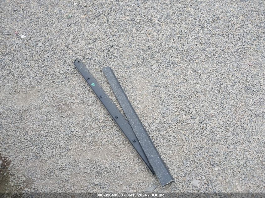 2011 Kia Soul + VIN: KNDJT2A27B7238039 Lot: 39640500