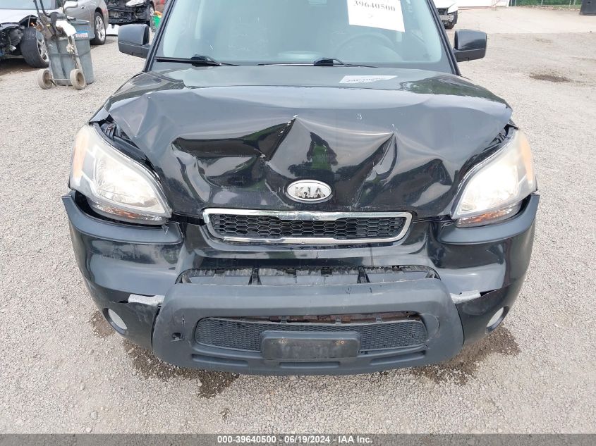 2011 Kia Soul + VIN: KNDJT2A27B7238039 Lot: 39640500