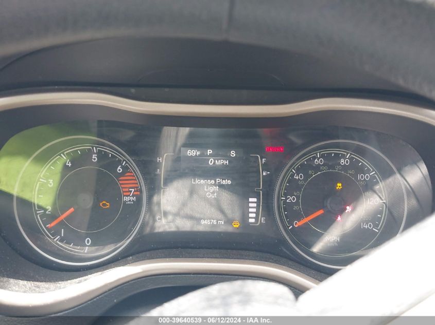 2018 Jeep Cherokee Sport VIN: 1C4PJLAB5JD552665 Lot: 39640539