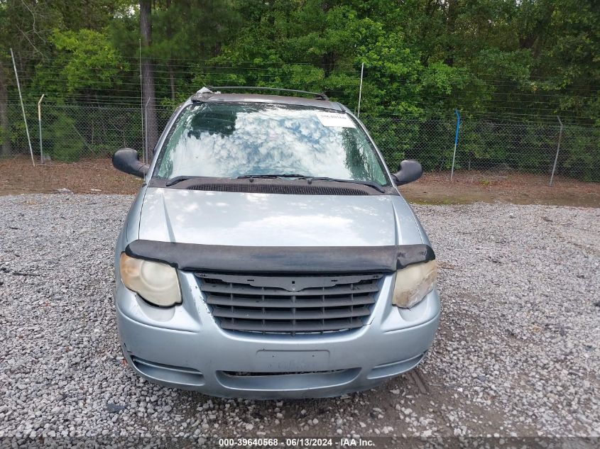2005 Chrysler Town & Country Touring VIN: 2C4GP54L65R222762 Lot: 39640568