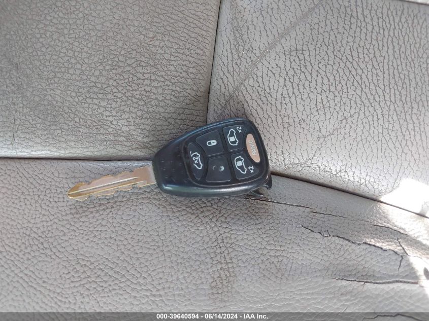 2005 Dodge Grand Caravan Sxt VIN: 2D4GP44L45R230985 Lot: 39640594