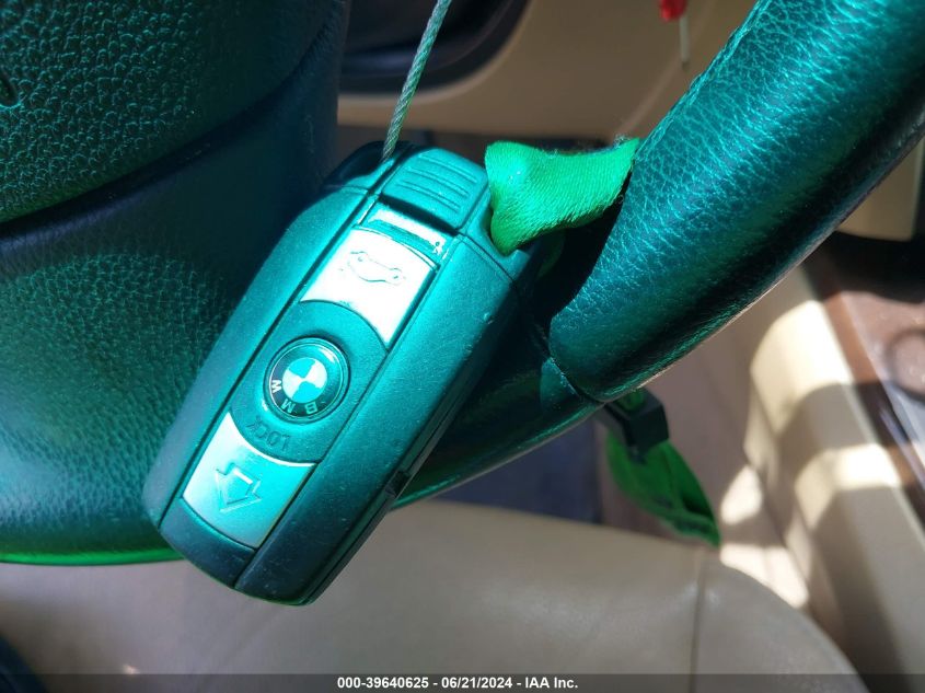 2009 BMW 328I VIN: WBAPH77549NM30175 Lot: 39640625