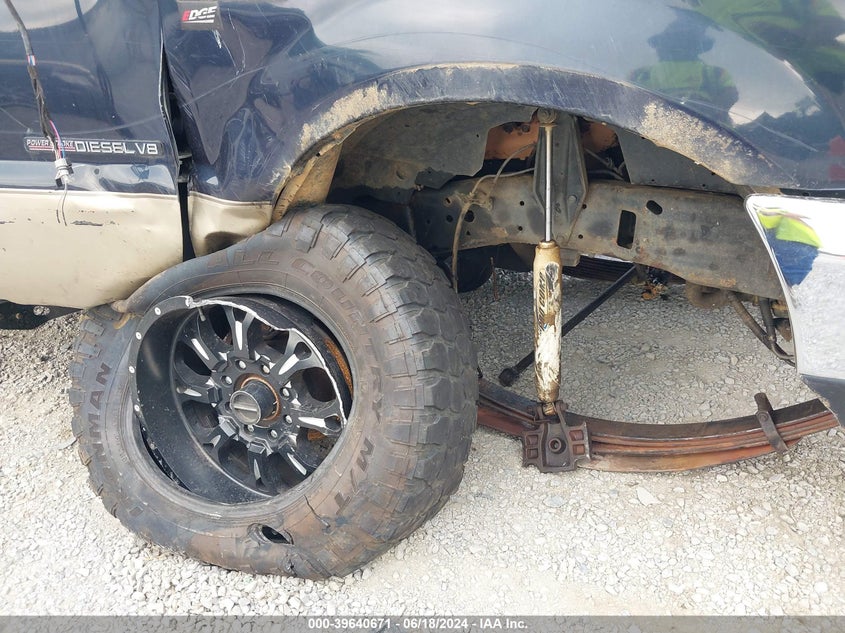 2000 Ford F-250 Lariat/Xl/Xlt VIN: 1FTNW21FXYEE05705 Lot: 39640671