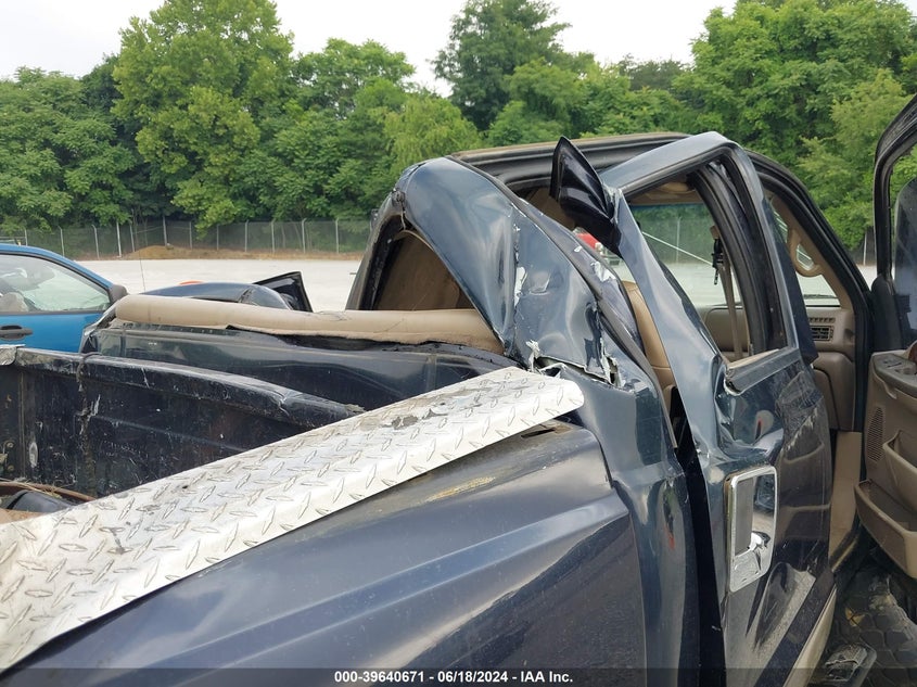 2000 Ford F-250 Lariat/Xl/Xlt VIN: 1FTNW21FXYEE05705 Lot: 39640671