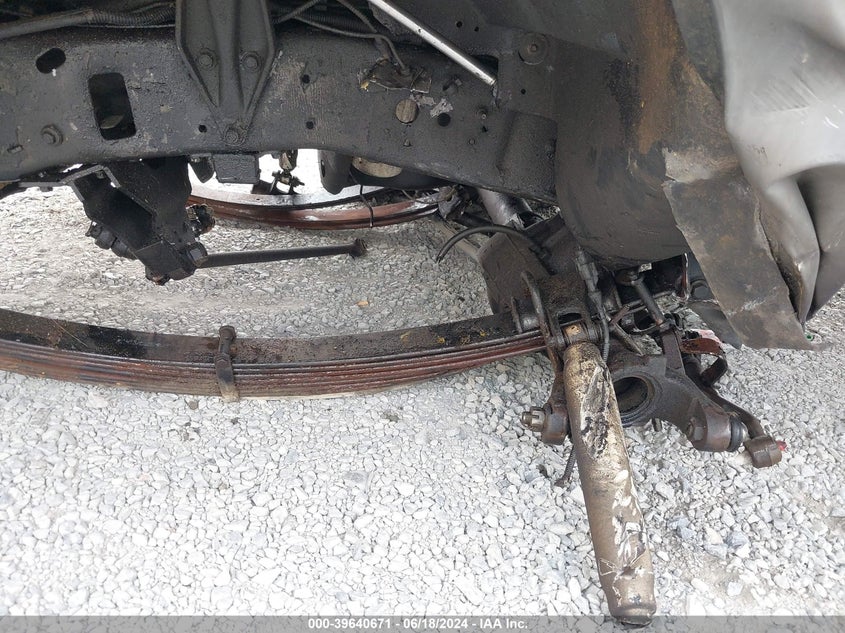 2000 Ford F-250 Lariat/Xl/Xlt VIN: 1FTNW21FXYEE05705 Lot: 39640671