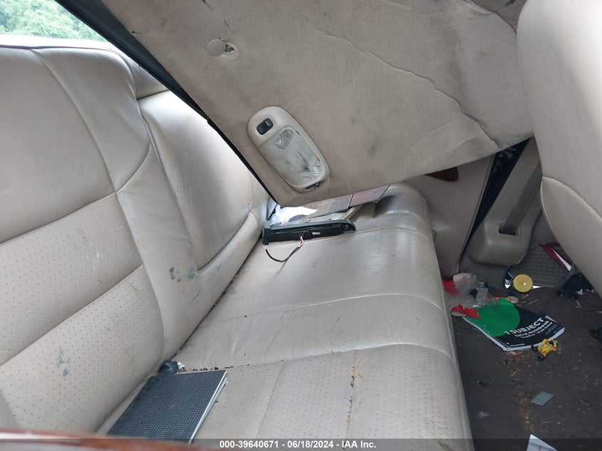 2000 Ford F-250 Lariat/Xl/Xlt VIN: 1FTNW21FXYEE05705 Lot: 39640671