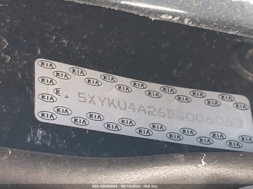 2011 Kia Sorento Ex V6 VIN: 5XYKU4A26BG006063 Lot: 39640864