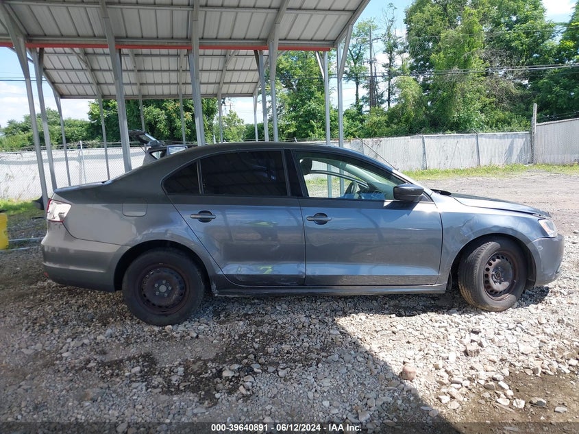 2011 Volkswagen Jetta 2.0L S VIN: 3VW2K7AJ0BM058092 Lot: 39640891