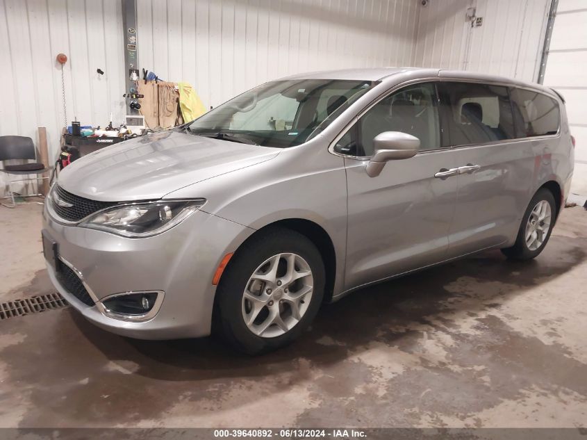 2018 Chrysler Pacifica Touring Plus VIN: 2C4RC1FG3JR126238 Lot: 39640892