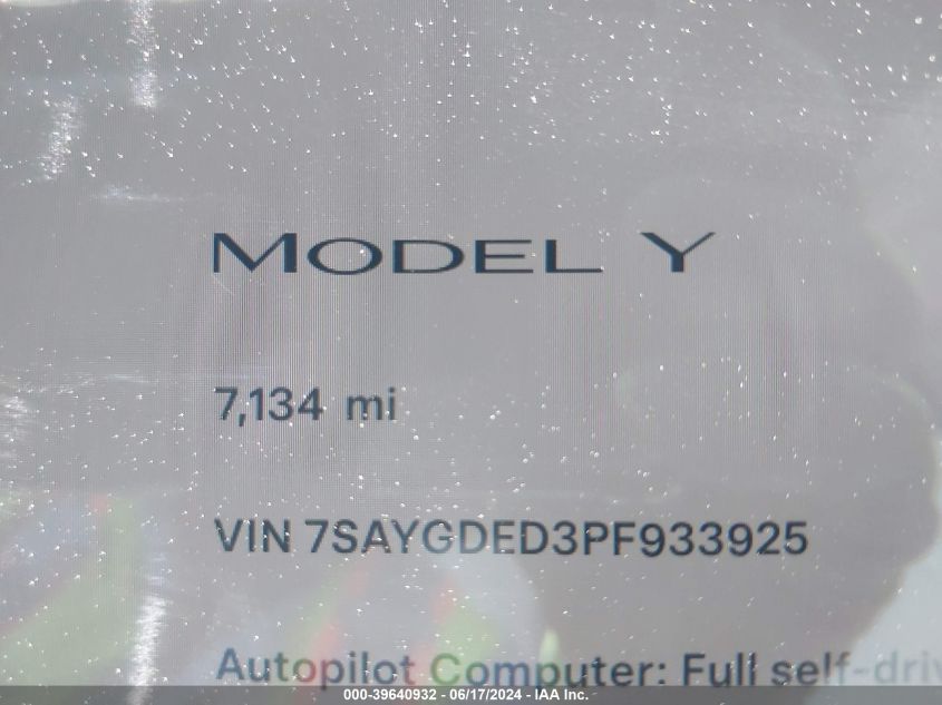 2023 Tesla Model Y Rwd VIN: 7SAYGDED3PF933925 Lot: 39640932