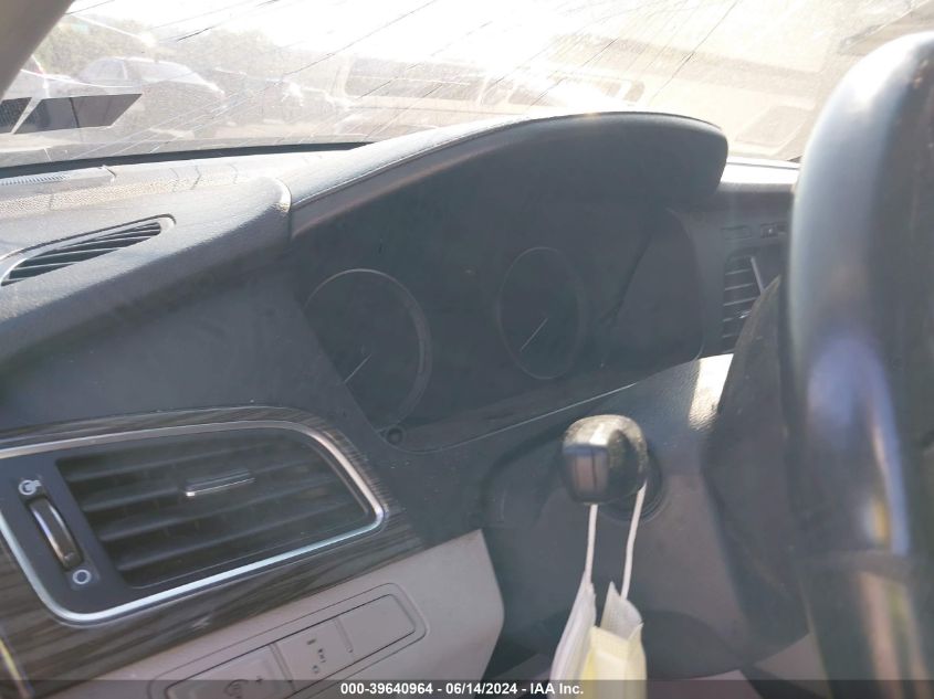 2015 Hyundai Sonata Limited VIN: 5NPE34AF4FH112478 Lot: 39640964