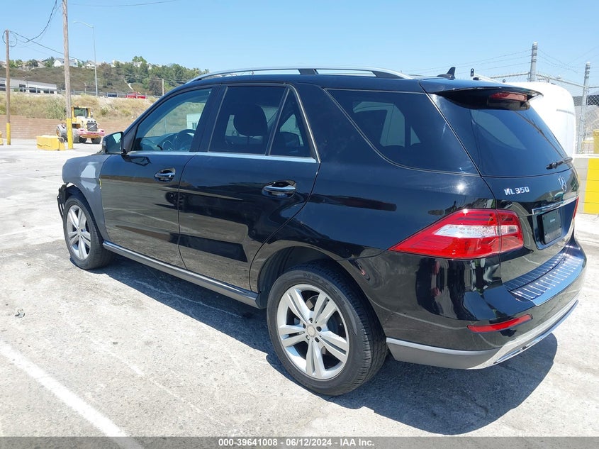 2015 Mercedes-Benz Ml 350 VIN: 4JGDA5JB3FA600005 Lot: 39641008