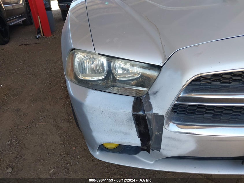 2011 Dodge Charger VIN: 2B3CL3CG2BH613557 Lot: 39641159