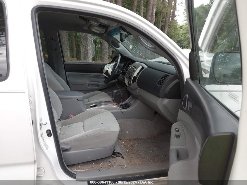 2011 TOYOTA TACOMA VIN: 5TFLU4EN7BX009835