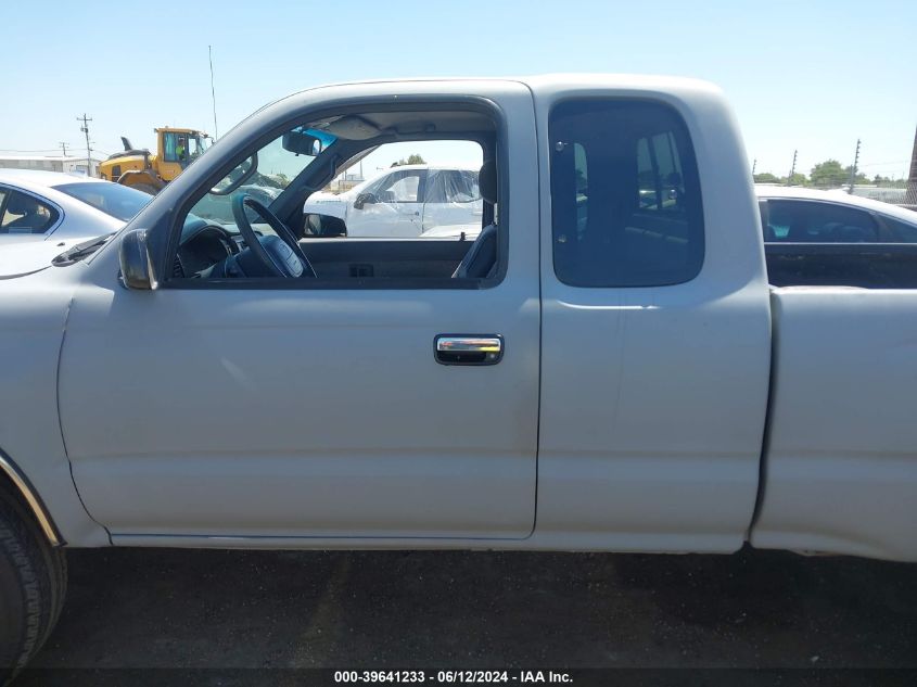 1999 Toyota Tacoma VIN: 4TAWN72N5XZ544637 Lot: 39641233