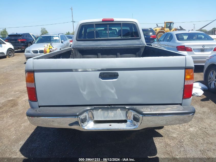 1999 Toyota Tacoma VIN: 4TAWN72N5XZ544637 Lot: 39641233