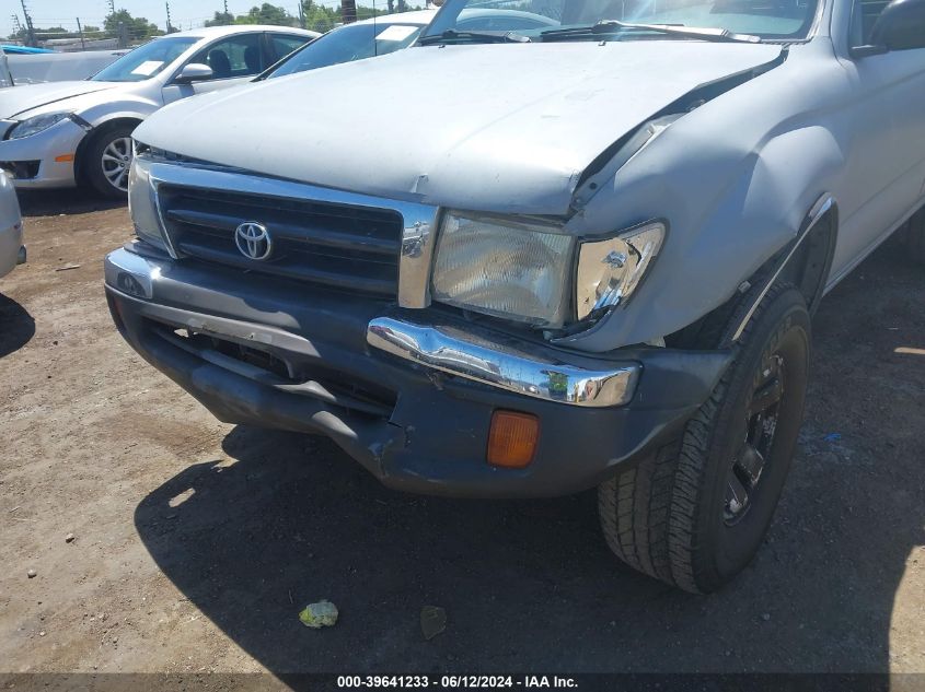 1999 Toyota Tacoma VIN: 4TAWN72N5XZ544637 Lot: 39641233