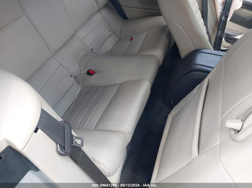 2011 Ford Mustang V6 Premium VIN: 1ZVBP8EM5B5126579 Lot: 39641265