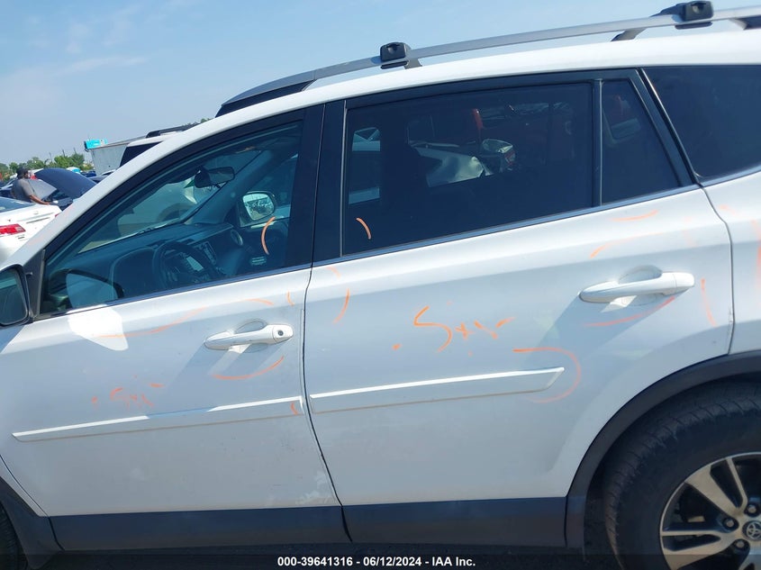 VIN 2T3WFREV1JW416573 2018 TOYOTA RAV4 ADVENTURE/XLE