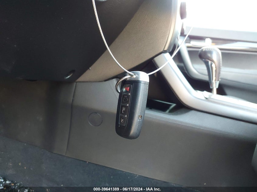 2011 Kia Sorento Ex V6 VIN: 5XYKU4A24BG135872 Lot: 39641389