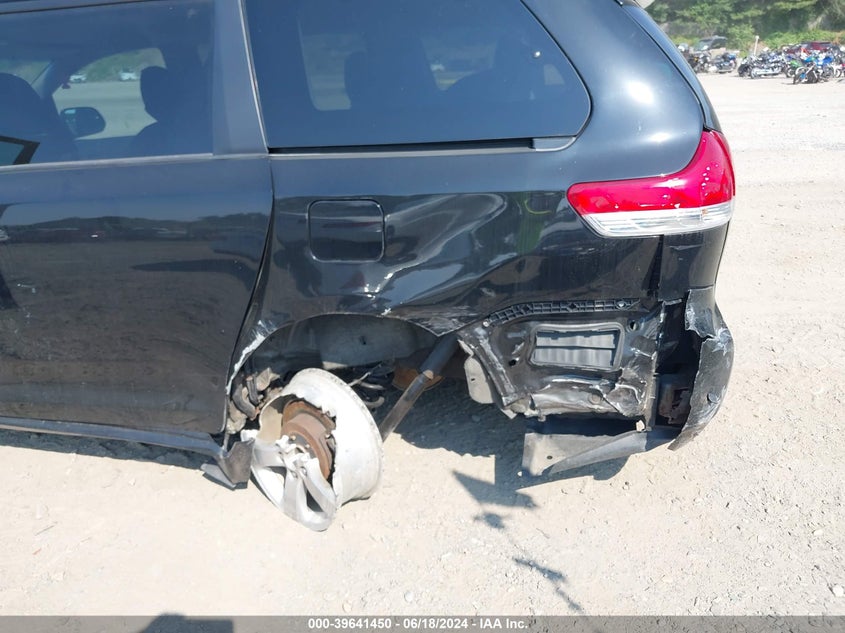 2013 Toyota Sienna Le V6 8 Passenger VIN: 5TDKK3DC8DS345689 Lot: 39641450
