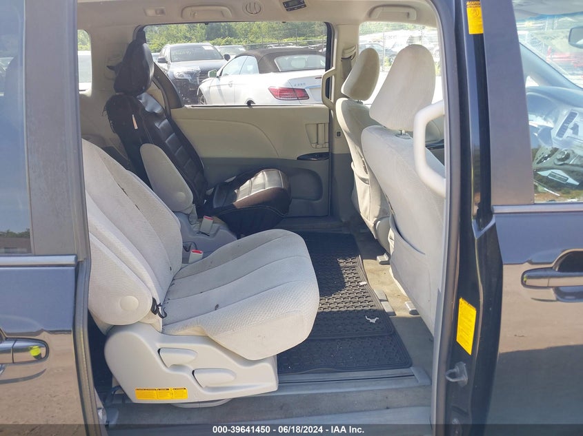 2013 Toyota Sienna Le V6 8 Passenger VIN: 5TDKK3DC8DS345689 Lot: 39641450