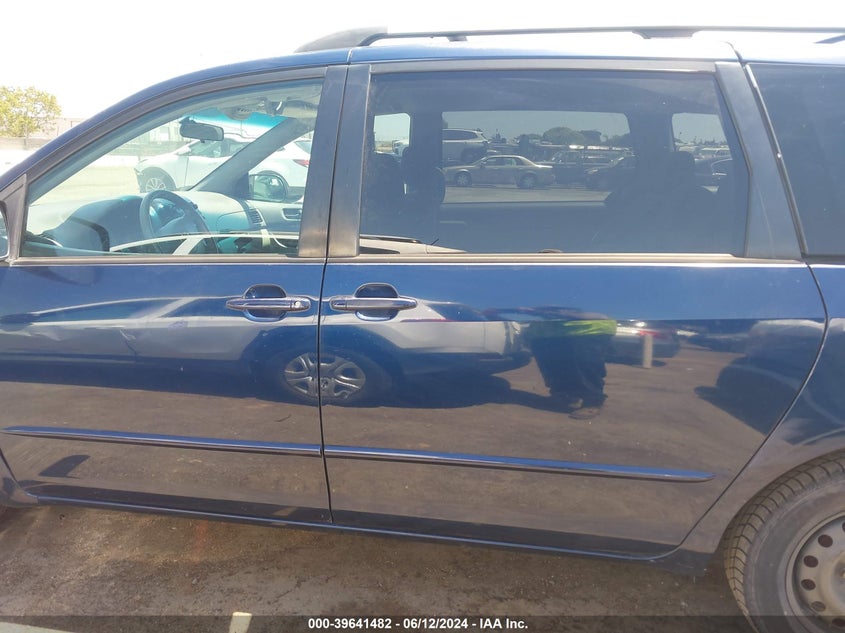 2004 Toyota Sienna Le VIN: 5TDZA23C84S193541 Lot: 39641482