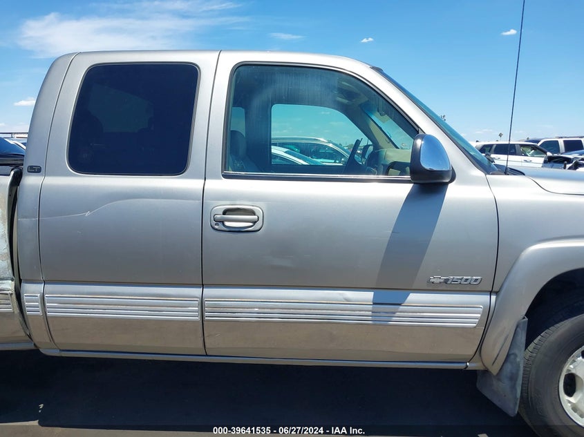 2001 Chevrolet Silverado 1500 Lt VIN: 1GCEK19T81E144046 Lot: 39641535