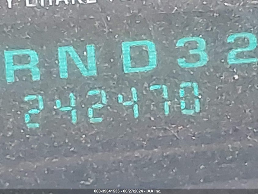 2001 Chevrolet Silverado 1500 Lt VIN: 1GCEK19T81E144046 Lot: 39641535