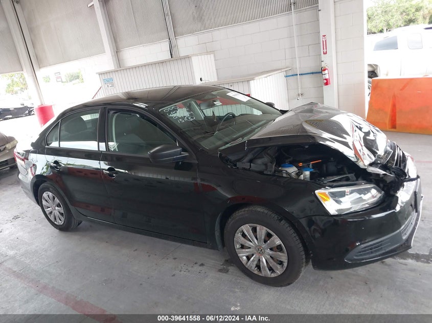 2014 Volkswagen Jetta 2.0L S VIN: 3VW2K7AJXEM369601 Lot: 39641558