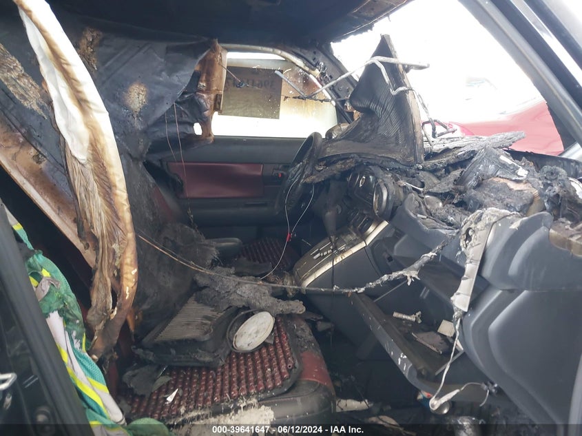 2008 Scion Xb VIN: JTLKE50EX81031009 Lot: 39641647