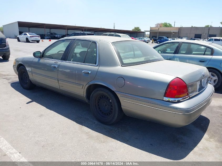 2002 Ford Crown Victoria Standard VIN: 2FAFP73W22X152466 Lot: 39641678