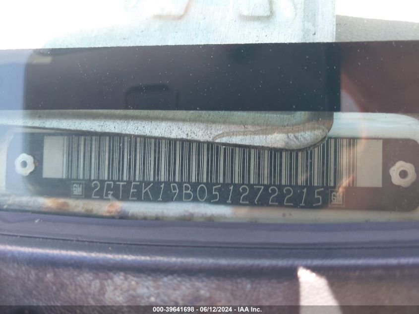 2005 GMC Sierra 1500 Slt VIN: 2GTEK19B051272215 Lot: 39641698