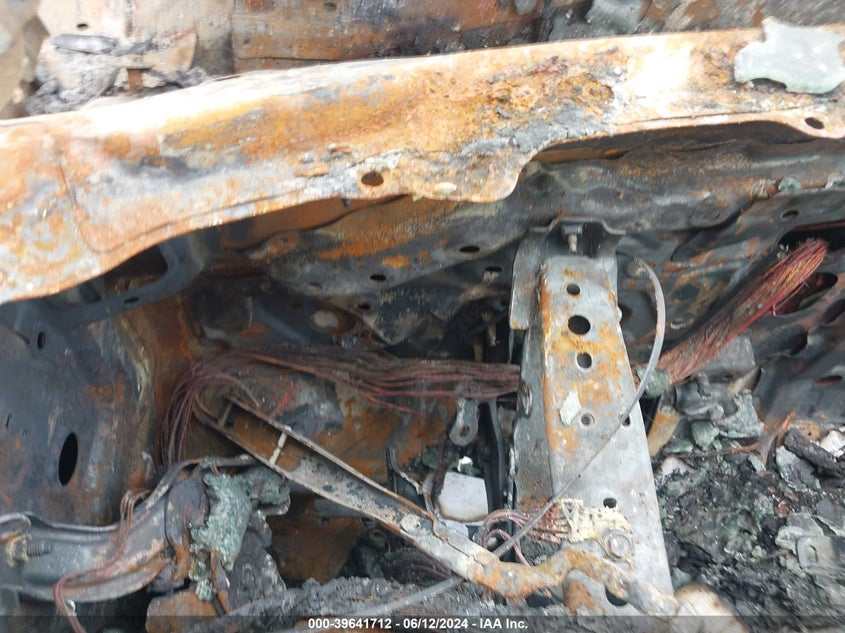 2014 Toyota Camry Le VIN: 4T1BF1FK6EU421870 Lot: 39641712