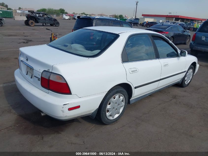 1996 Honda Accord Lx/Ex VIN: 1HGCD5636TA053317 Lot: 39641800