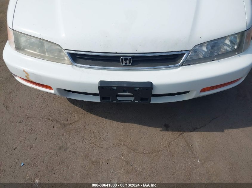 1996 Honda Accord Lx/Ex VIN: 1HGCD5636TA053317 Lot: 39641800