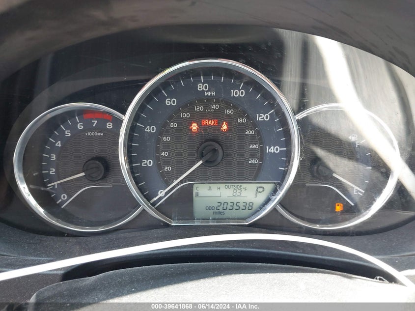 2014 TOYOTA COROLLA LE - 5YFBURHE0EP070015